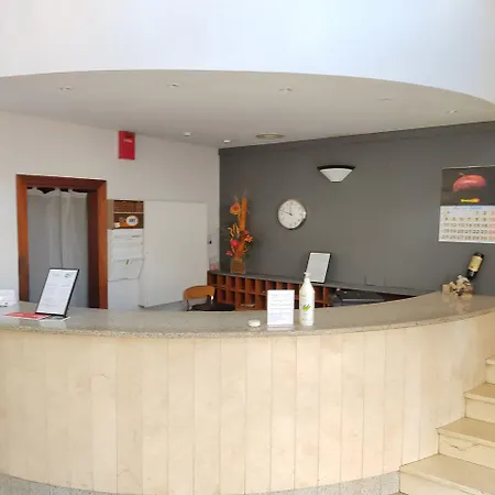 Otel Peixan 2*