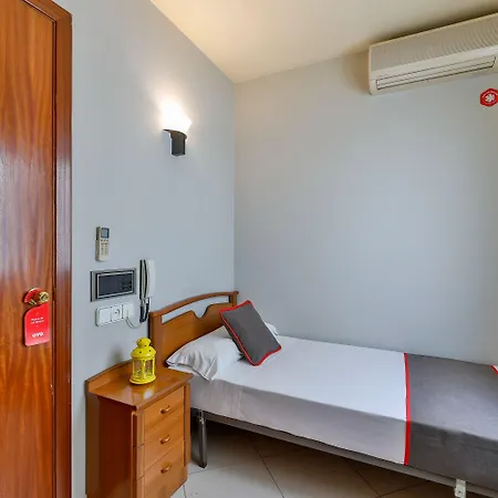 Peixan Otel Alcarraz